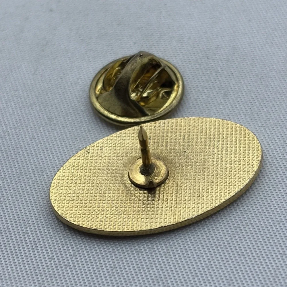 Thomas Kemper Root Beer Soda Factory Company Lapel Hat‎ Pin